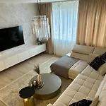 Prima